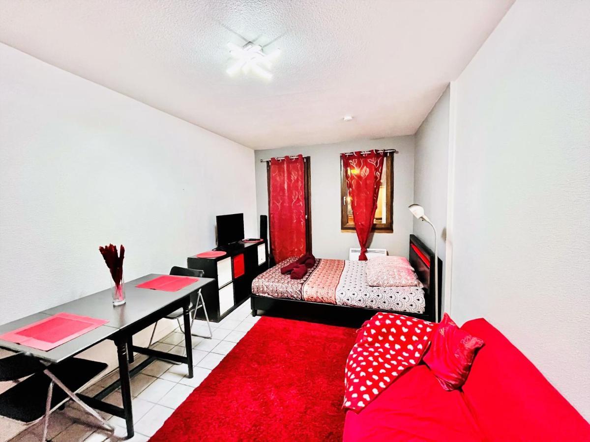 Ferienwohnung Le Red Escape A 15Min Du Centre Avec Parking Prive Gratuit Annecy Exterior foto