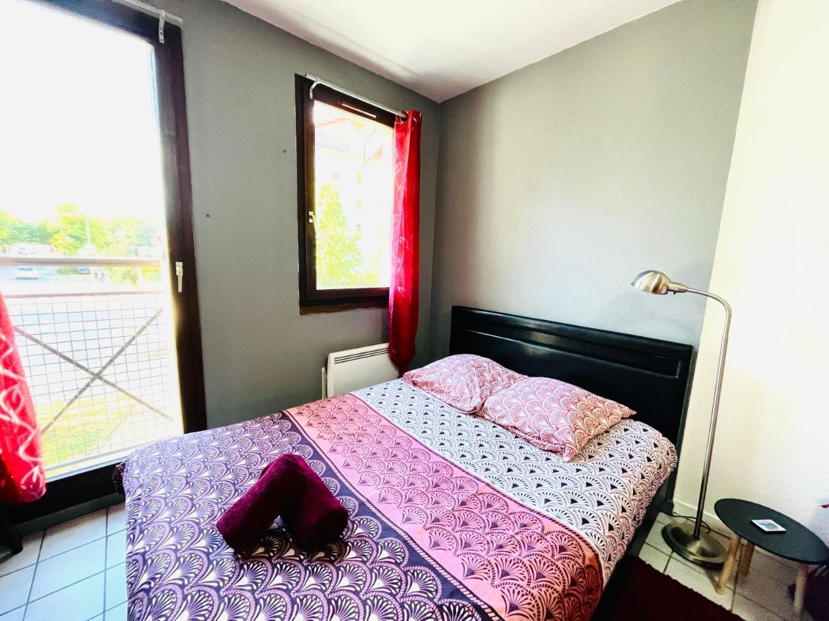 Ferienwohnung Le Red Escape A 15Min Du Centre Avec Parking Prive Gratuit Annecy Exterior foto